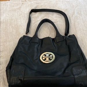 Black tote bag